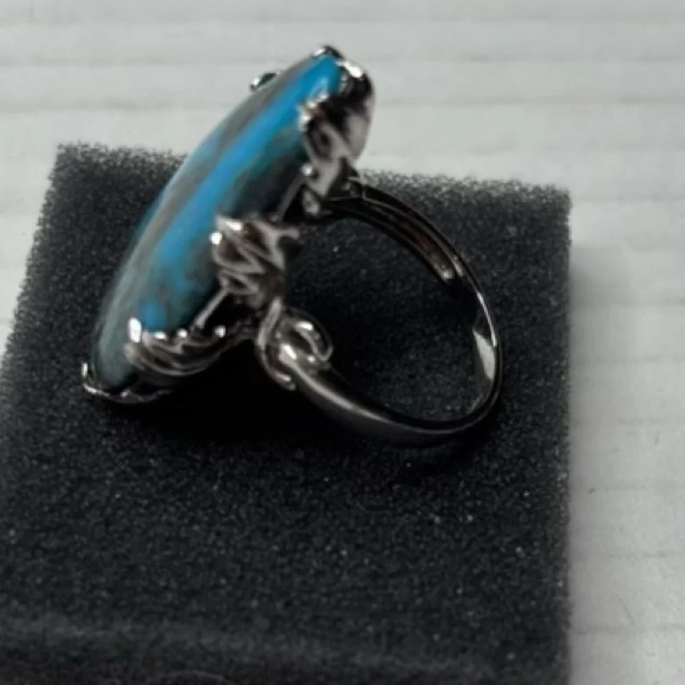 RARITIES Turquoise Sterling Silver Pear Shaped Ring Size 7